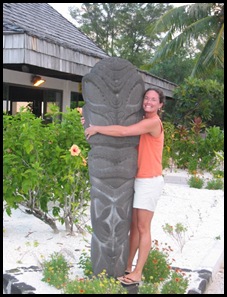 tom and em @ bora bora airport
