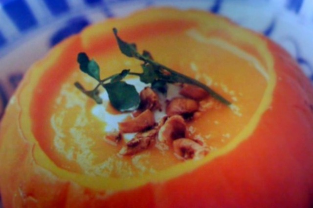 [pumpkin soup 2[4].jpg]