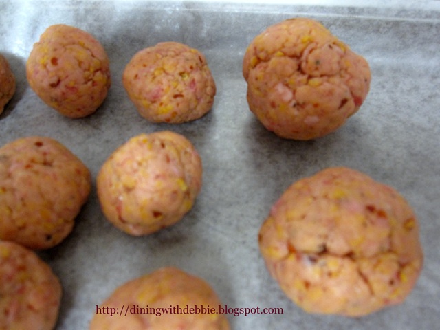 [sausageballs25.jpg]