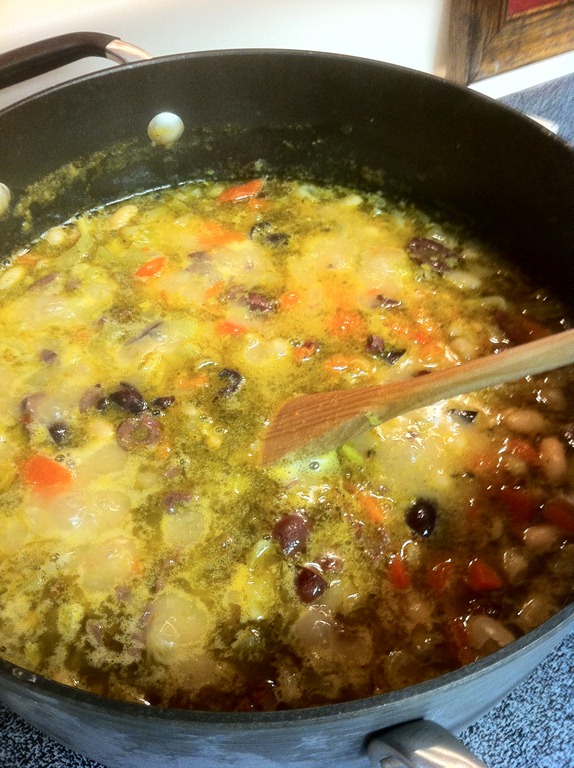 [pesto bean soup home[5].jpg]