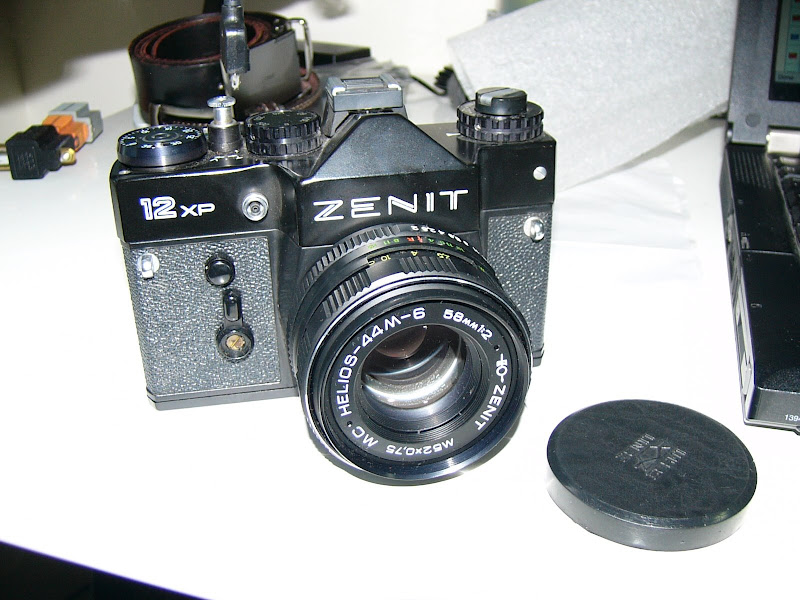 ZENIT 12XP + HELIOS-44M-6 58mm 1:2