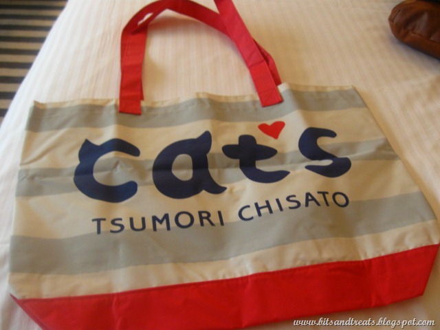 [tsumori-chisato-cats-bag-by-bitsandt[2][5].jpg]