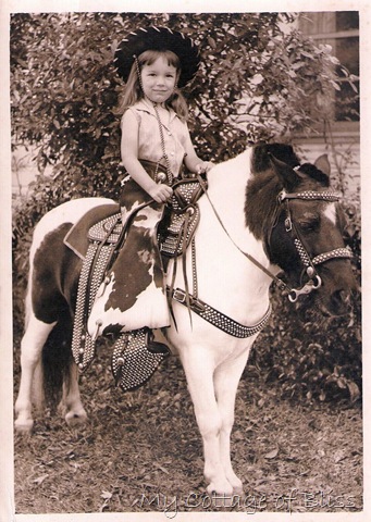 [Shariapprox195719.jpg]