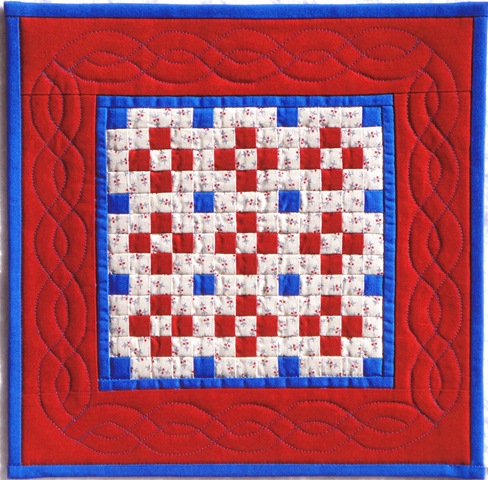 [Red White and Blue Mini Quilt[4].jpg]
