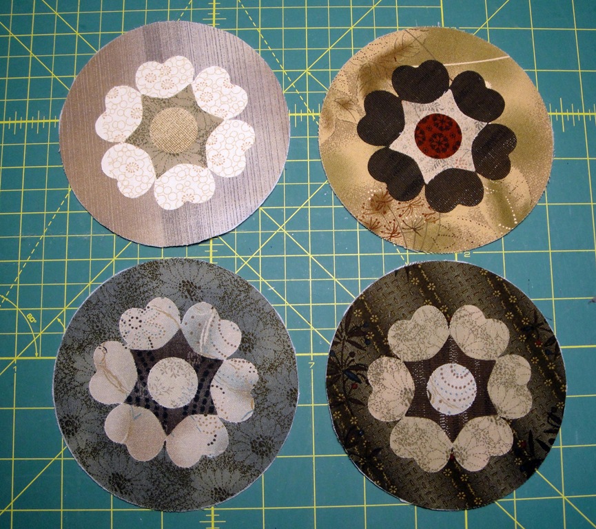 [Round Flower Coasters 008[3].jpg]