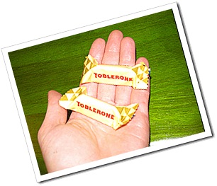 http://lh6.ggpht.com/_CRsuCjX7k28/SWakTK2rNII/AAAAAAAACYc/7yzci2cmZkc/toblerone2_thumb%5B14%5D.jpg