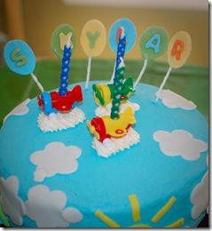 skylar cake balloons (1 of 1)
