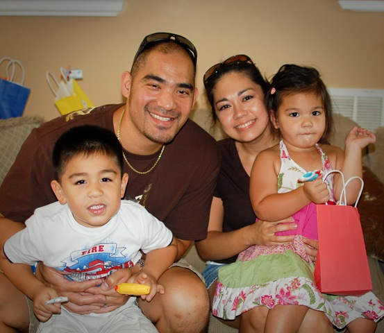 [laufamily1of14.jpg]