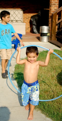 [hula hoop (1 of 1)[4].jpg]