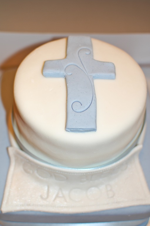 [Jennifers cake4 (1 of 1)[5].jpg]