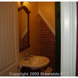 18 Phelps Rd, Middletown, RI