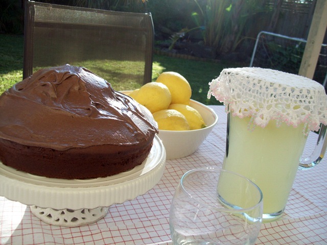 [Lemonade and cake[4].jpg]