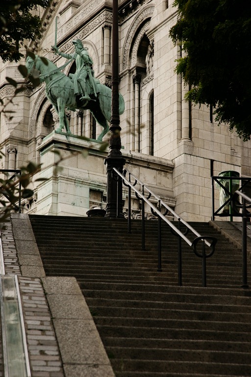 [Paris Mont Marte[4].jpg]