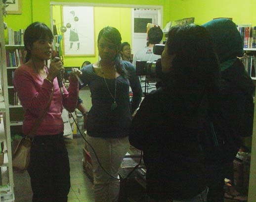 [myramirabandungtv2.jpg]