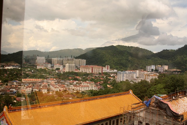 [IMG_76703.jpg]