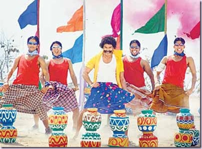 Shahid Kapoor's lungi dance