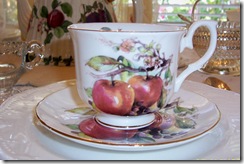 Apples teacup