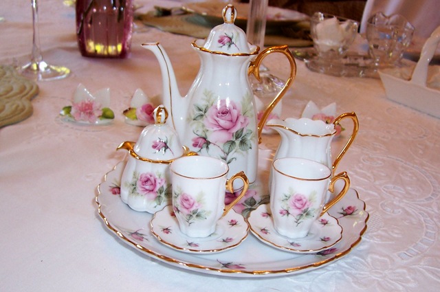 [Miniature pink rose tea set[6].jpg]