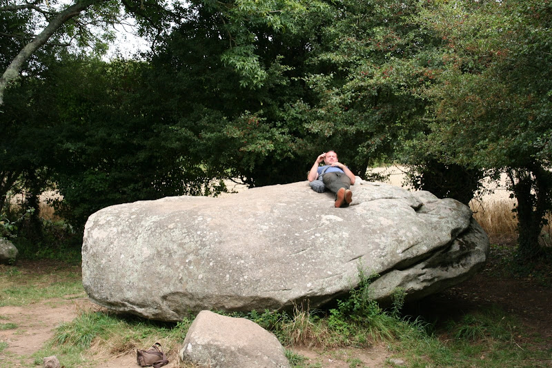 odpolední siesta na megalitu v Ervedenu
