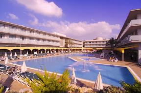 PISCINA EXTERIOR.jpg