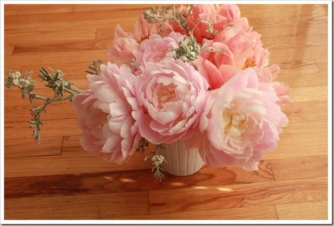 Mrs. Franklin D Roosevelt peony arrangement Mrs. Franklin D Roosevelt peony arrangement