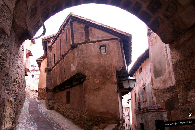 Portal de Molina y casa de la Julianeta