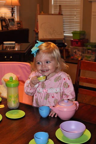 [big tea party 010811 (6)[3].jpg]