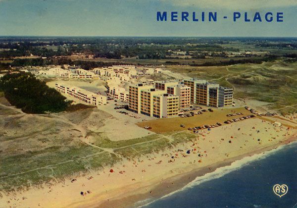 Cartes Postales Pop et  Kitsch des années 50, 70 et 70 - Pop and kitsch vintage postcards from the fifties, the sixties and the seventies : La Vendée touristique SAINT-JEAN-DE-MONTS, SAINT-HILAIRE-DE-RIETZ (Vendée - 85)MERLIN-PLAGE