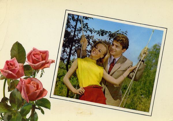 Cartes Postales Pop et  Kitsch des années 50, 70 et 70 - Pop and kitsch vintage postcards from the fifties, the sixties and the seventies : Amours en fleurs