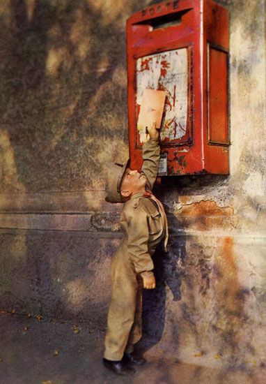 Cartes Postales Pop et  Kitsch des années 50, 70 et 70 Child soldiers/ Enfants soldats