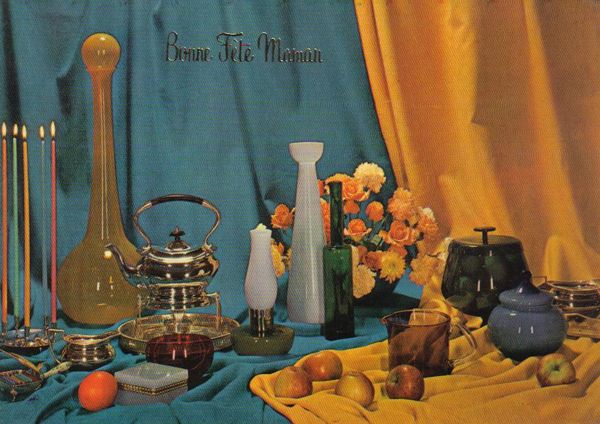Cartes Postales Pop et  Kitsch des années 50, 70 et 70 Avec un peu d'aide de nos amis - Pop and kitsch vintage postcards from the fifties, the sixties and the seventies With a litte help from our friends