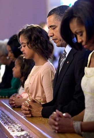 [obama-easter-2[5].jpg]