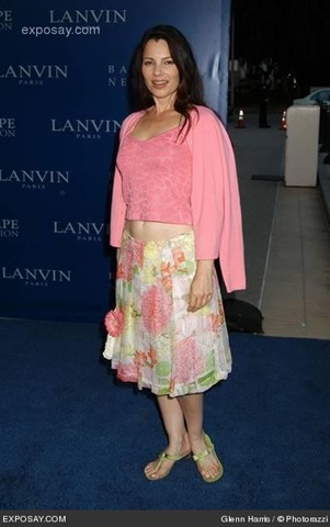 [fran-drescher-2004-fall-lanvin-fashion-show-benefiting-the-rape-foundation-1xYrlo[4].jpg]