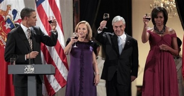 [cecelia making o's comfortable[4].jpg]