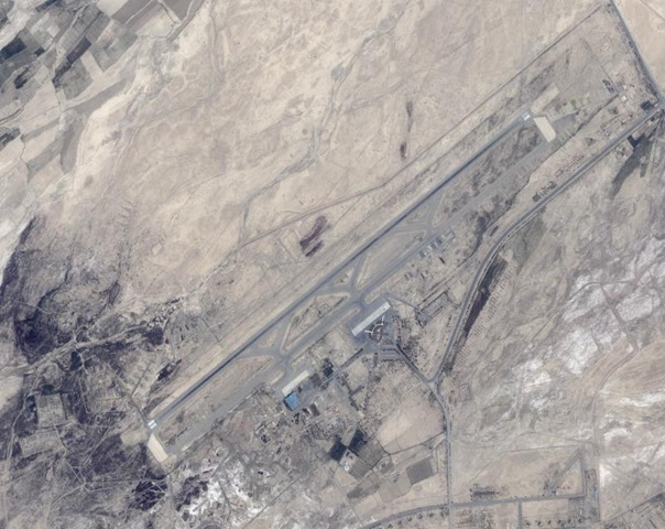 [kandahar-airfield-23april01-001[5].jpg]