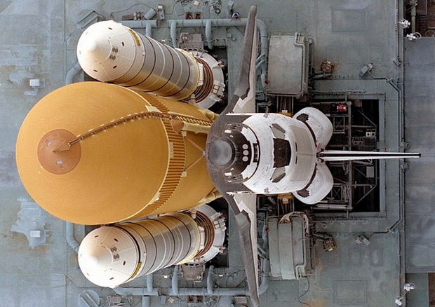 [Space-Shuttle-Atlantis-122[2].jpg]