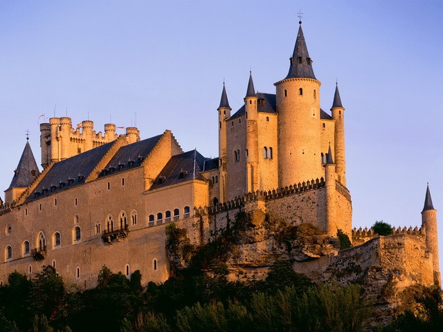 [Best Castles and Palaces_www.wonders-world.com_51[2].jpg]