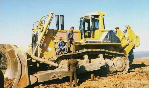 10 models of the world s largest bulldozer megamachine