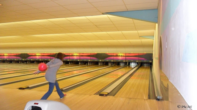 SAMSUNG ST500 1/45s Focal Length: 4.9mm f/3.5 ISO: 640
