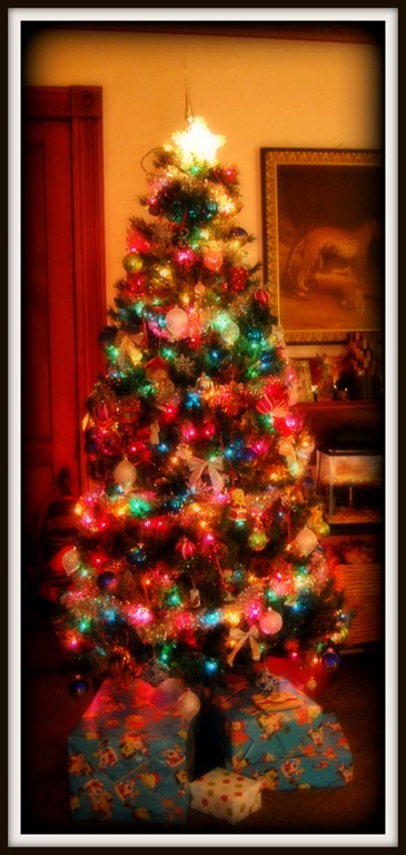 [christmas tree 3[3].jpg]