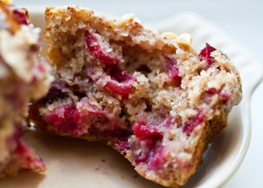 cranberry-almond-muffins-vegan