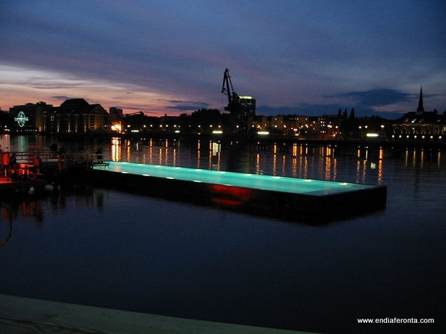 badeschiff (1)[2].jpg