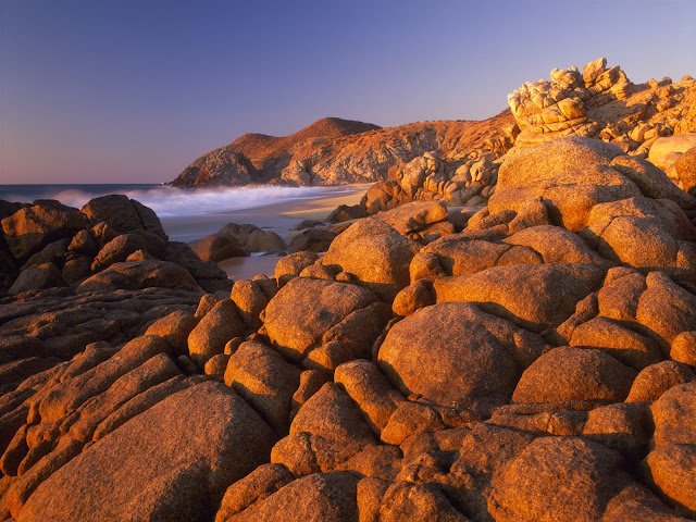 Granite%20Rock%20Shoreline%20at%20Sunset%2C%20Baja%20California%20Sur%2C%20Mexico