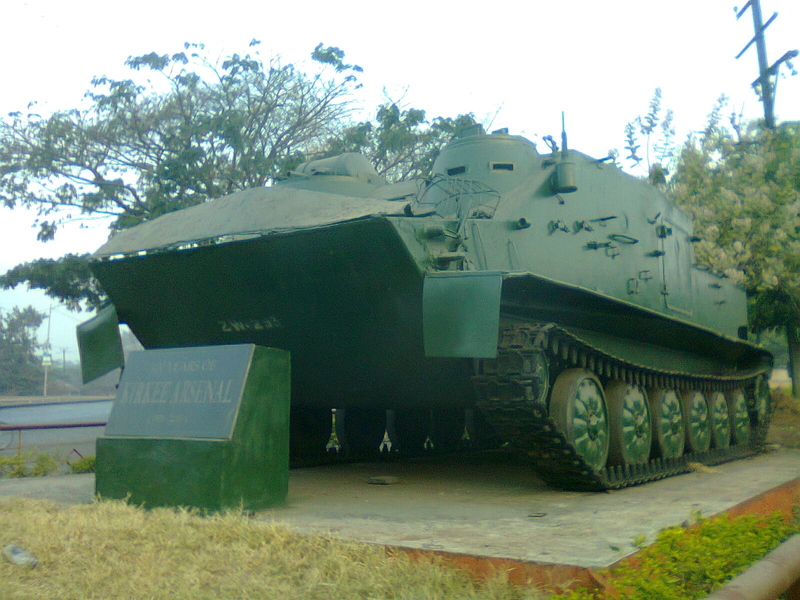 [20110313-Indian-Army-FRT-62-Topas-Armoured-Vehicle-03.jpg]