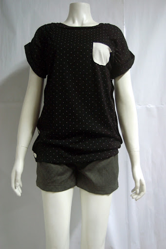 Black cotton with tiny white stars, pocket tee with large button trim. MPOR0409-003 S$ 33.90 PTP:16" STH: 29"