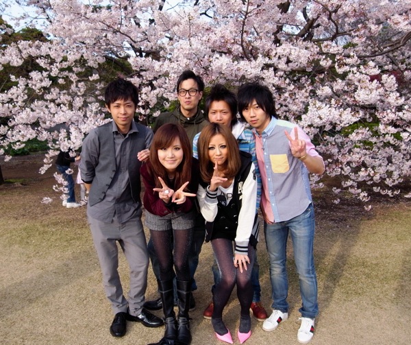 http://lh6.ggpht.com/_EOFarVdN9qU/SdjCddZMuxI/AAAAAAAACpQ/RwfgMd3bpCw/s800/R0010709.jpg
