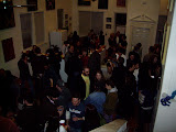 Large crowd top down.jpg