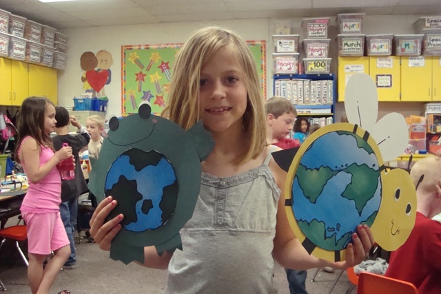 [Earth Day 027[4].jpg]