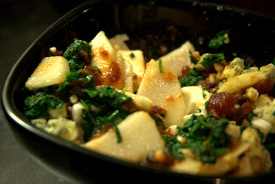 Pear, Stilton, Mozzarella, Spinach and Sweet Tomato - mixed together
