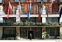 city-claridges-entrance-580cs010610.jpg